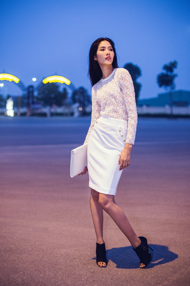 Kể từ ngày đăng quang ngội vị cao nhất của cuộc thi tuyển chọn người mẫu số 1 Việt Nam này, con đường sự nghiệp của Hoàng Thùy dường như đã rộng mở và mang về cho cô nhiều cơ hội lớn để vươn ra thế giới.